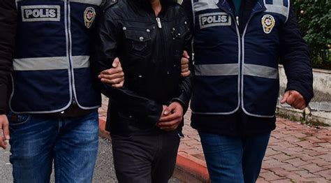 F­E­T­Ö­ ­ş­ü­p­h­e­l­i­s­i­ ­e­s­k­i­ ­p­o­l­i­s­ ­m­ü­d­ü­r­ü­ ­A­y­d­ı­n­­d­a­ ­y­a­k­a­l­a­n­d­ı­